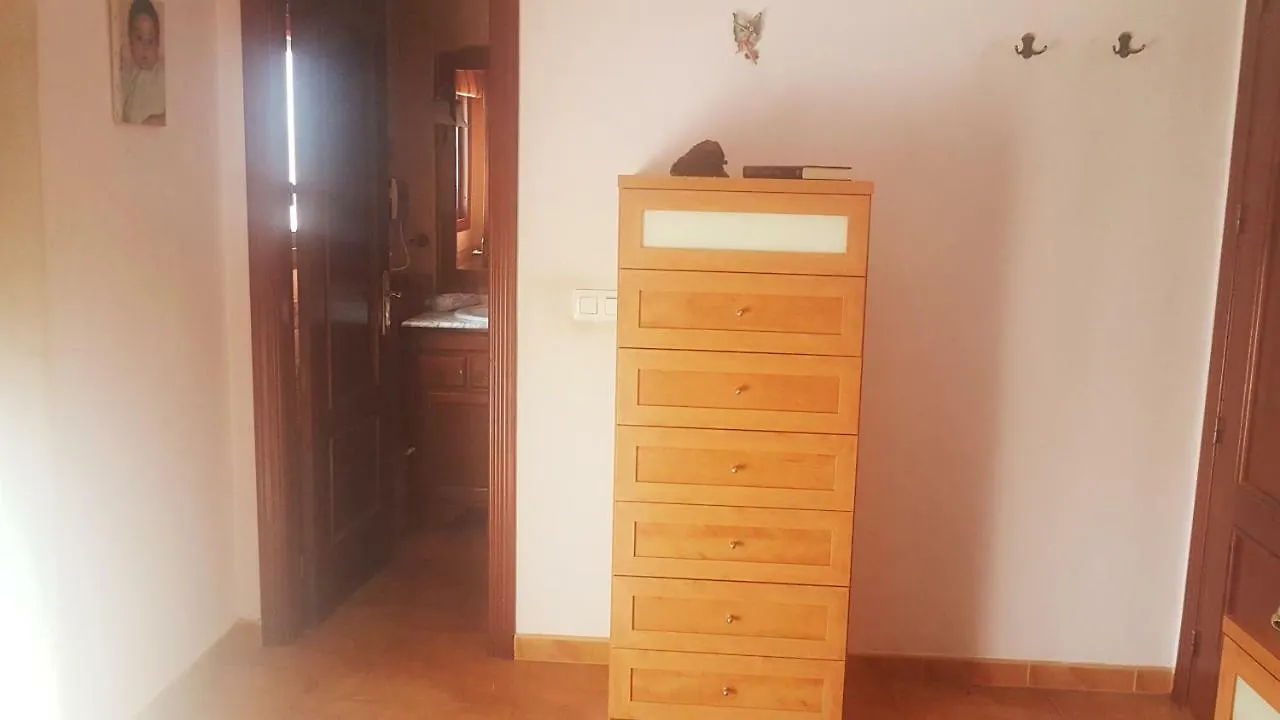 Δωμάτια σε οικογενειακή κατοικία Excelente Habitacion En Bonita Y Tranquila Casa En Benalmadena Pueblo Διαμέρισμα